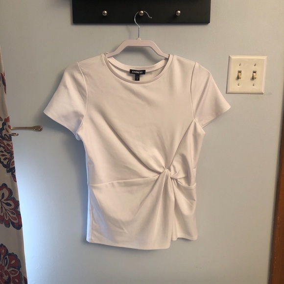 Express Tee - Picture 1 of 5